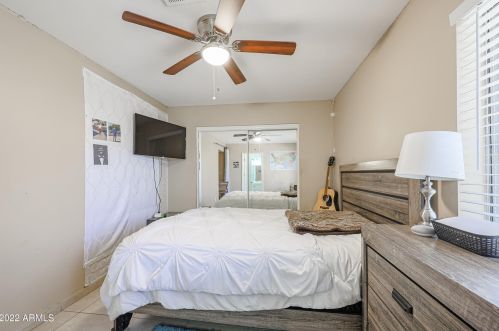 5044 Cambridge Ave, Phoenix AZ  85008-1620 exterior