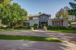 120 Kaler Dr, Phoenix AZ  85021-7239 exterior