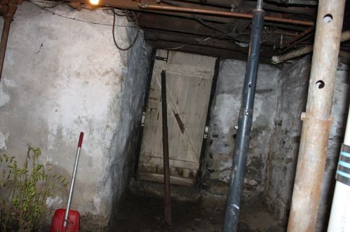 32 Somerset Ave, Taunton MA 02780-4824 exterior