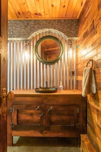 550 Hart St, Dighton MA  02715-1407 exterior