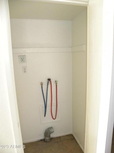 1002 27 Pl, Phoenix AZ 85008-1933 exterior