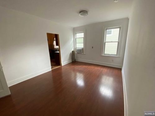 206 Highland Ave, Kearny NJ  07032-2010 exterior