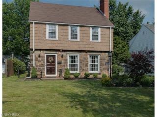 719 Johnson Ave, Cleveland, OH 44146-3747