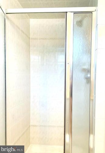 26 Tattersall Dr, West Deptford NJ 08051-1712 exterior