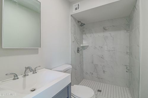 6002 44th St, Phoenix AZ 85032-4202 exterior