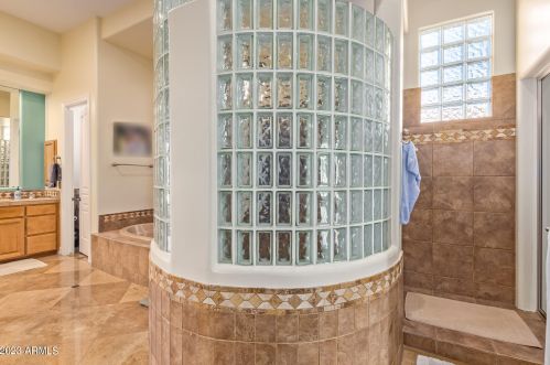 22843 54th St, Phoenix AZ  85054-7199 exterior