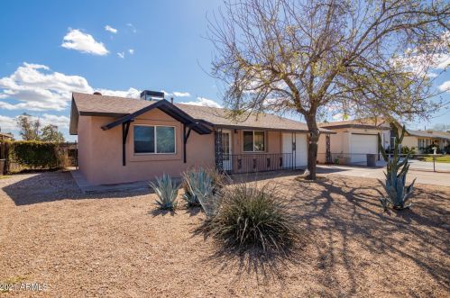 3849 Acapulco Ln, Phoenix, AZ 85053-4517