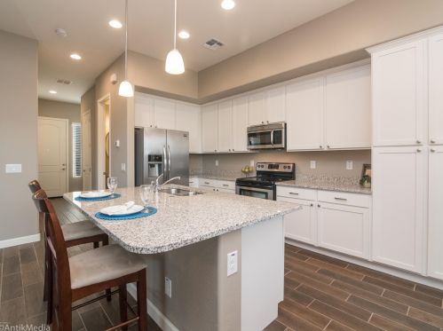 3010 33rd Pl, Phoenix AZ  85018 exterior