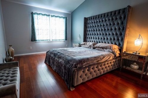 204 Olivio Dr, Belleville NJ  07109-5352 exterior