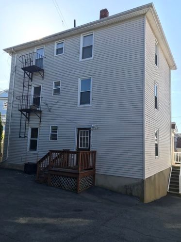 25 Choate St, Fall River MA  02723-2003 exterior