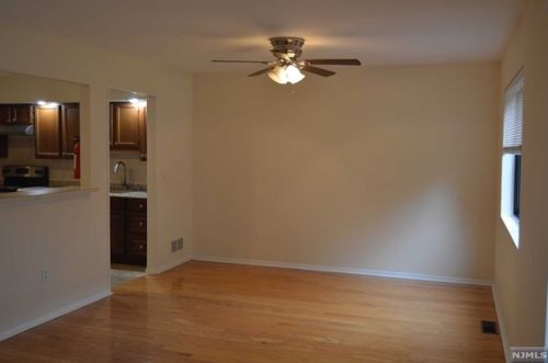 117 Broadway, Cresskill NJ  07626-2150 exterior