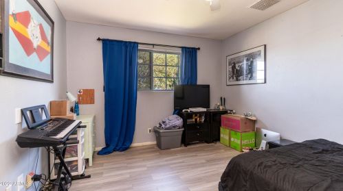 3039 Aster Dr, Phoenix AZ 85032-7419 exterior