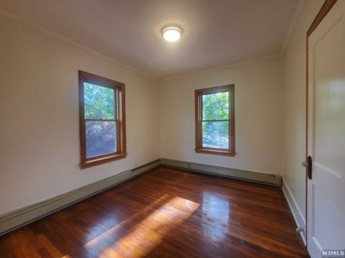 232 Madison Ave, Cresskill NJ  07626-1308 exterior