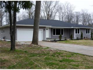 12922 Linden Ln, Cleveland OH  44130-5817 exterior