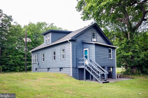 156 Turkey Hill Rd, West Deptford NJ  08093-2312 exterior