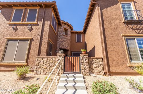 21845 39th St, Phoenix, AZ 85050-4885