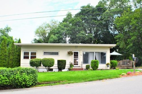 68 Thissell Ave, Dracut, MA 01826-5124