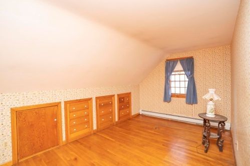 83 Country Way, Taunton MA 02780-1201 exterior