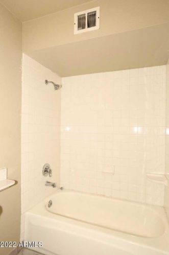 3763 Crocus Dr, Phoenix AZ 85032-5420 exterior