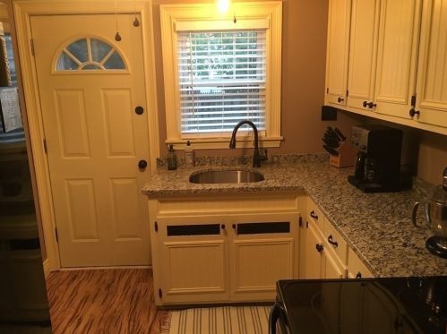 29 Pocasset Ave, Worcester, MA 01606-1860