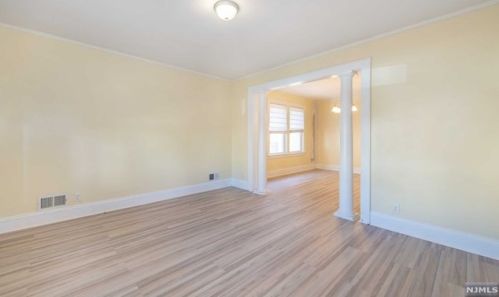 26 Tappan St, Kearny NJ  07032-3315 exterior