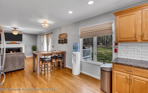 25 Cooks Bridge Rd, Jackson Twp NJ  08527-2524 exterior