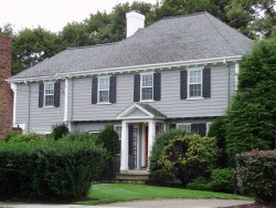 1874 Beacon St, Newton, MA 02468-1442