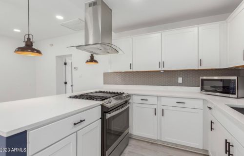 912 4 Ave, Phoenix AZ 85013-3034 exterior