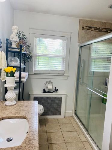 34 Perry Ave, Fall River MA  02726-3105 exterior