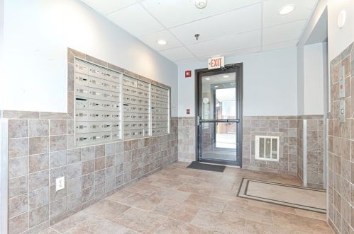 111 Foster St, Peabody MA 01960-8929 exterior