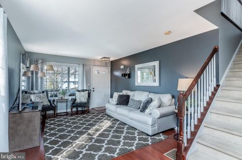 26 Sussex Dr, Carlisle PA 17013-1792 exterior