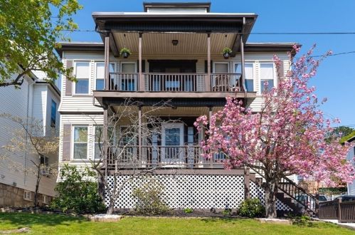 107 Franklin Ave, Chelsea MA 02150-2050 exterior