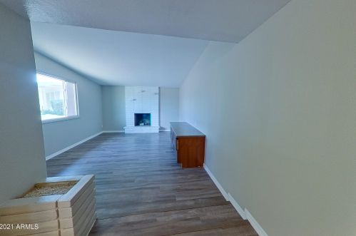 12020 36 Pl, Phoenix AZ 85050-4861 exterior