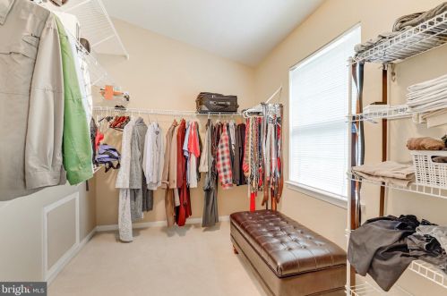 5424 Wooded Way, Columbia MD 21044-5722 exterior