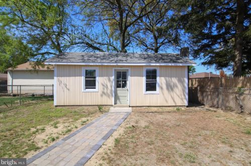 126 Billings Ave, West Deptford NJ  08066-2223 exterior