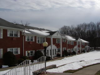 11 Lincoln Gdns, Lake Hiawatha NJ  07034-2406 exterior