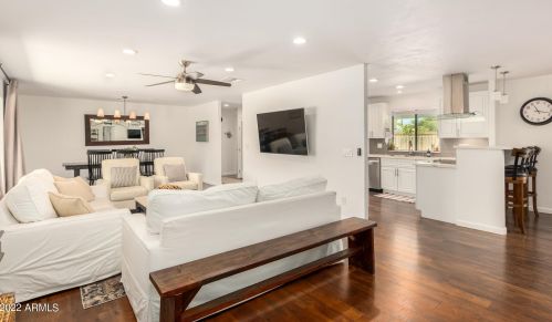 10808 43rd St, Phoenix AZ 85050-3342 exterior