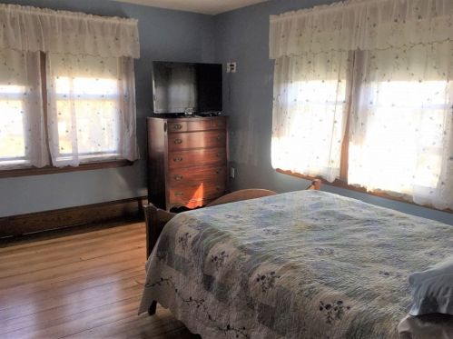 39 Madison St, Taunton MA 02780-1867 exterior