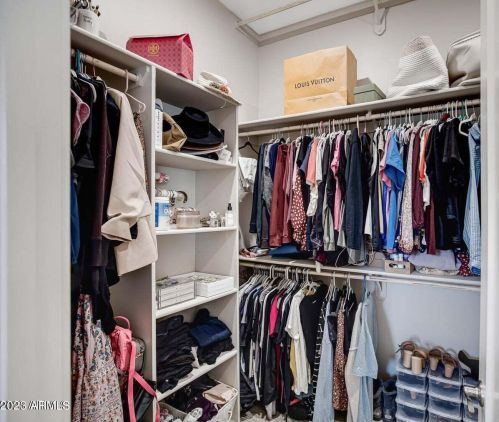 8976 8 Dr, Phoenix AZ 85041-6754 exterior