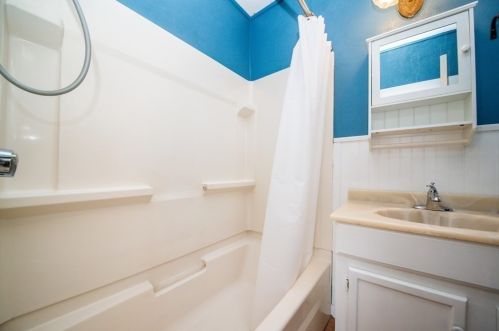 95 Chestnut St, New Bedford MA 02740-5254 exterior