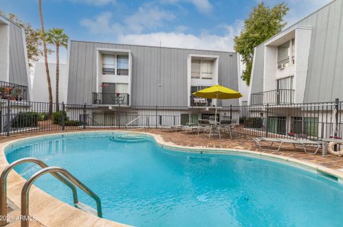 3416 44th St, Phoenix AZ 85018-6050 exterior