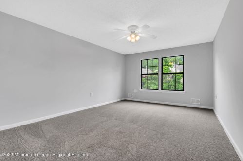 1007 Violet Ln, Jackson Twp NJ 08527-4156 exterior