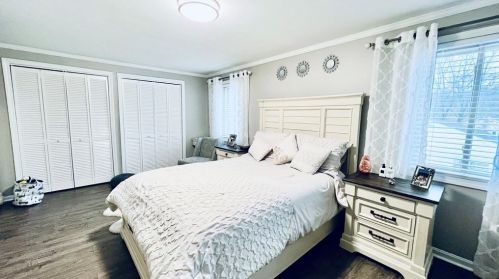 11 Grove Ave, Montgomery MA  01085-1308 exterior