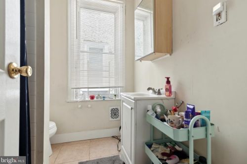 1810 Bouvier St, Philadelphia PA  19121-3306 exterior