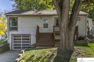 901 29th Ave, Bellevue, NE 68005-3914