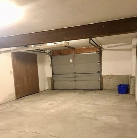 27 Christopher Dr, Methuen MA 01844-6558 exterior