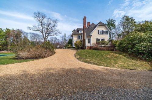 802 Hale St, Beverly MA 01915-2212 exterior