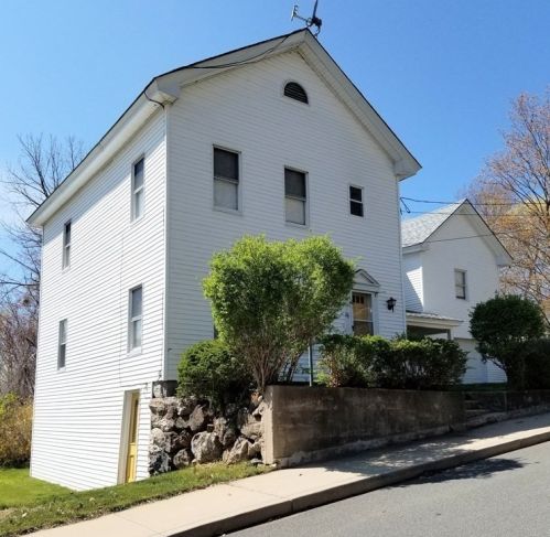 26 Highland St, Royalston, MA 01331-2621