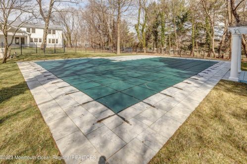 333 Harding Rd, Little Silver NJ exterior