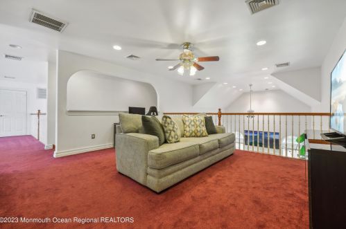 750 Farmingdale Rd, Jackson Twp NJ 08527-4301 exterior